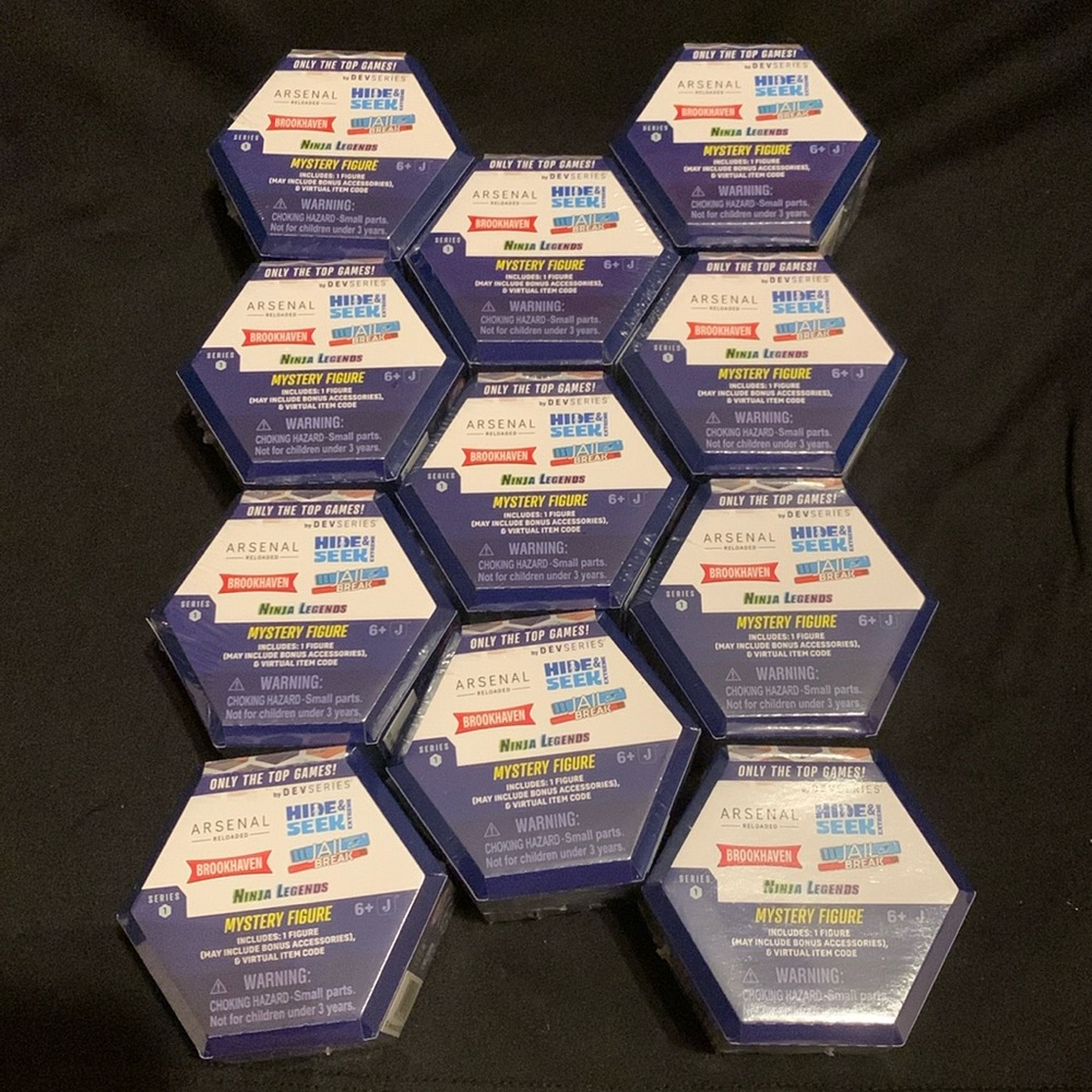 Roblox Lot of 11 Mystery Figures Blind Box Dev Series 1 NWT